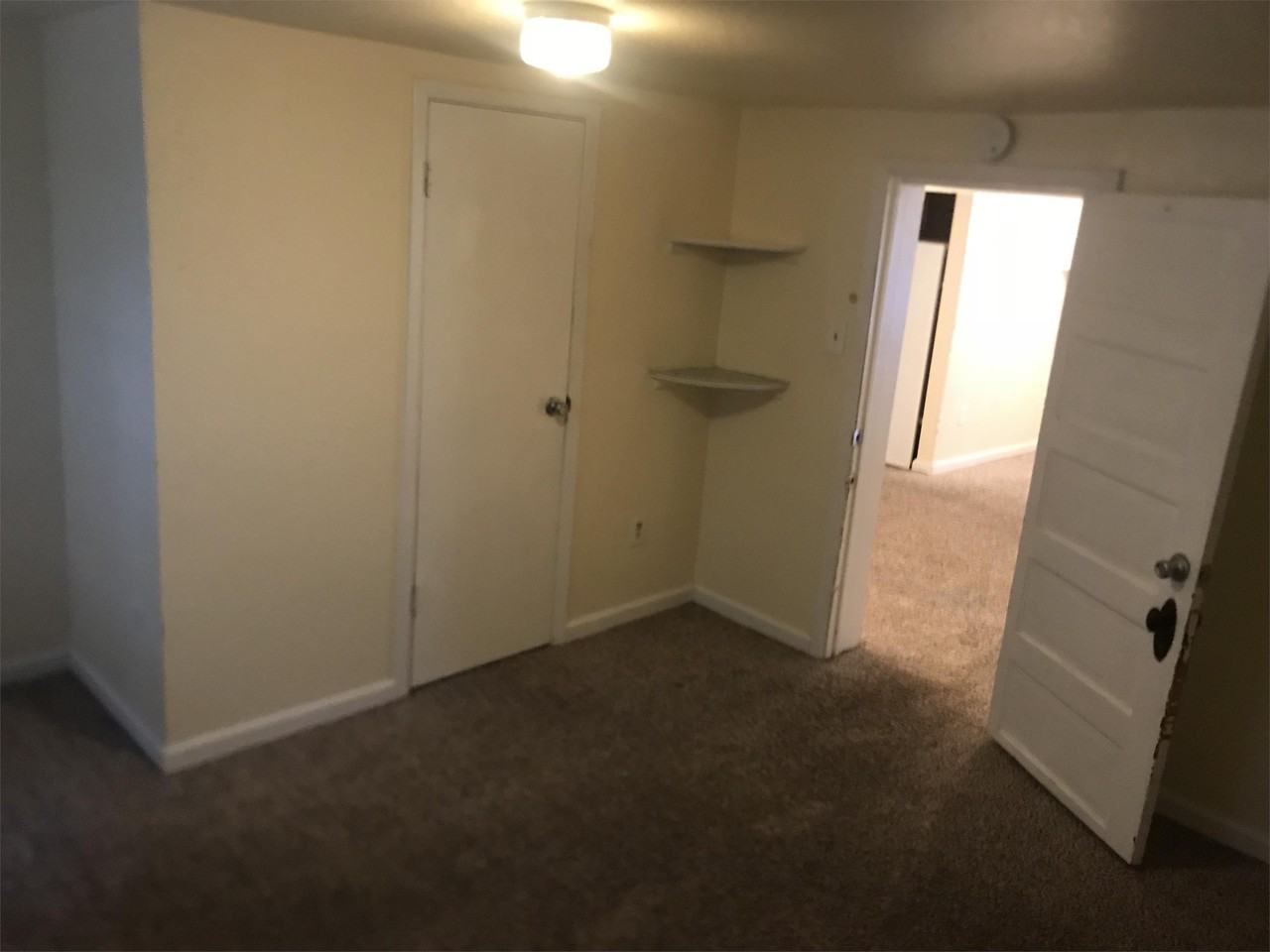 1121 and 1123 University Avenue - Photo 4 of 19