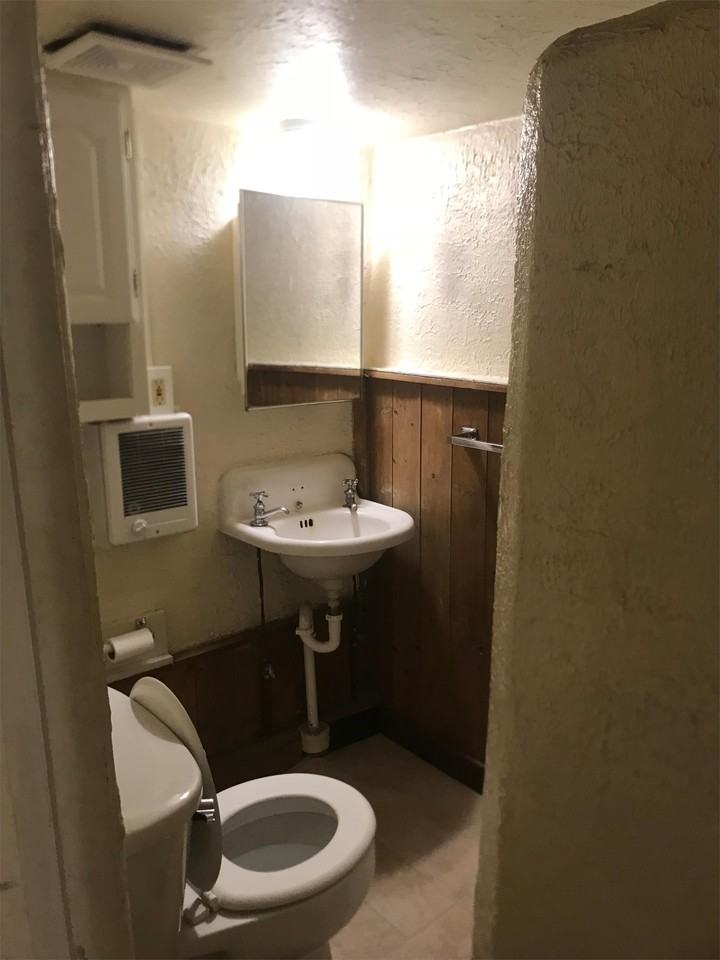 1121 and 1123 University Avenue - Photo 6 of 19