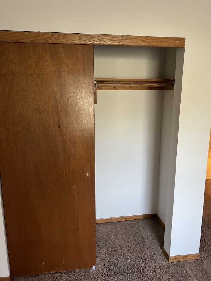 20 South Pontiac Drive - Photo 4 of 9