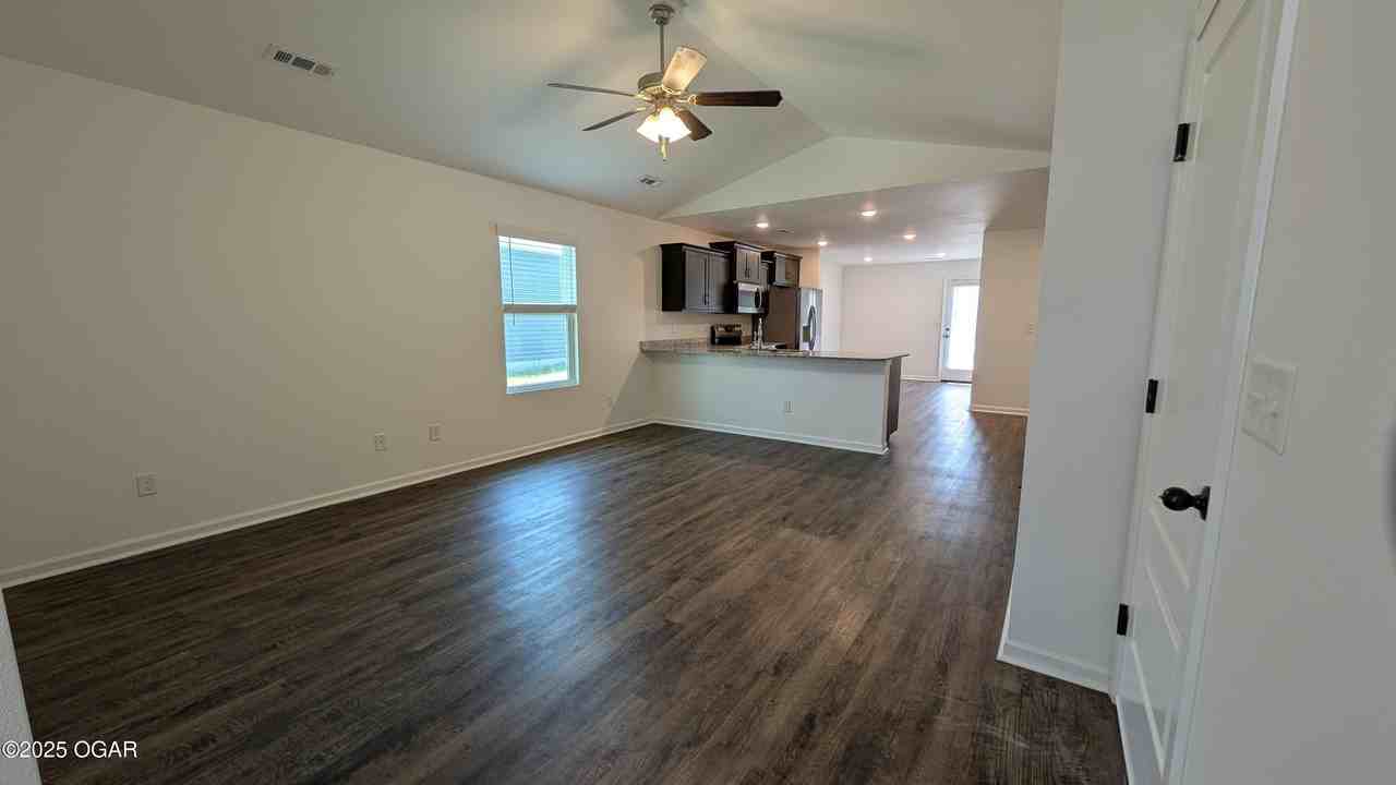 720 Short Leaf Ln - Photo 5 of 22