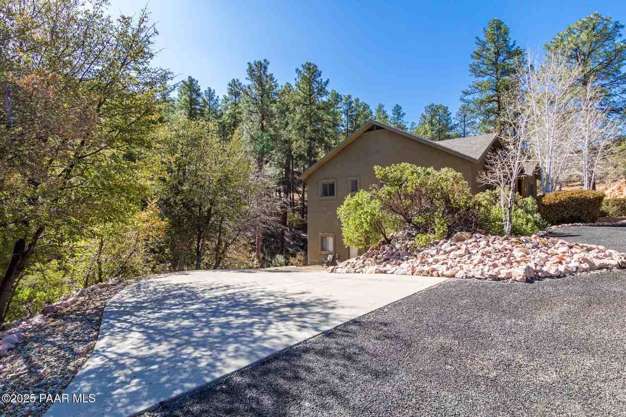 820 Bryce Canyon Cir - Photo 6 of 49