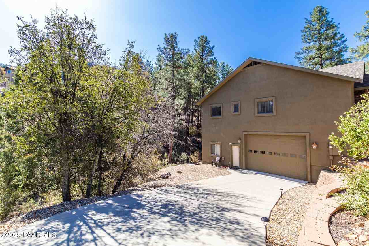 820 Bryce Canyon Cir - Photo 7 of 49