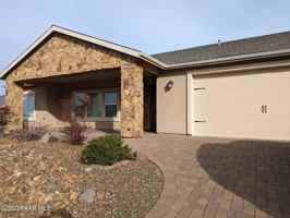 featured image of 3057 Trail Walk