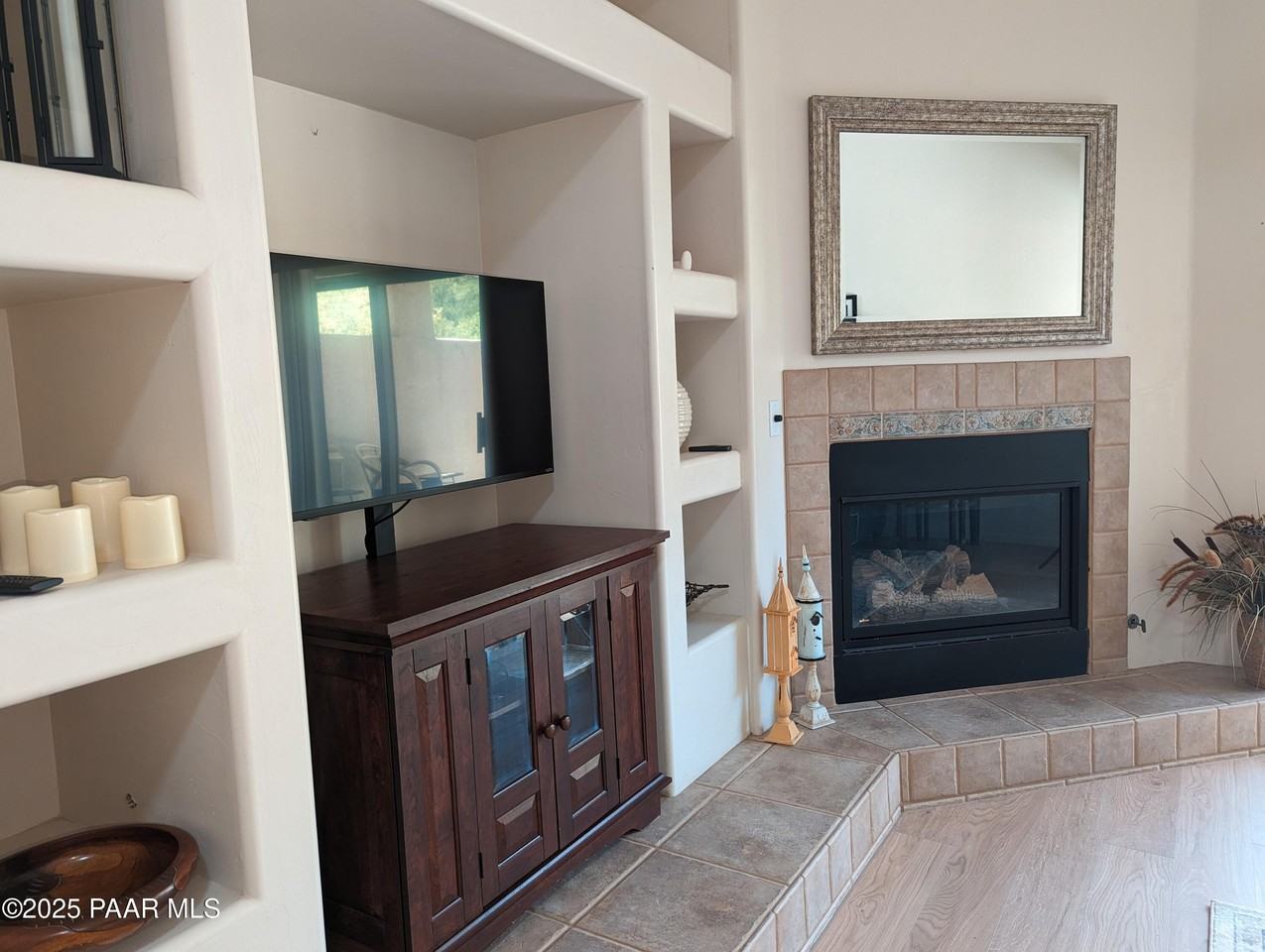 2365 Sequoia Drive - Photo 2 of 17