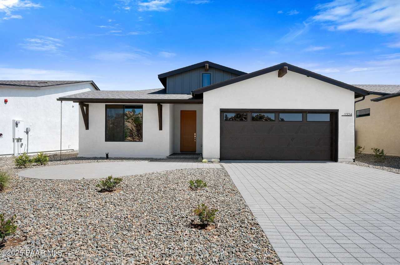 1324 Rockwood Drive - Photo 2 of 50