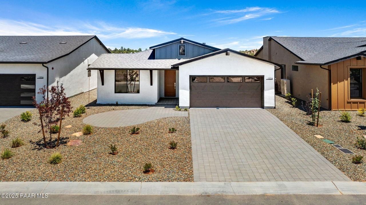 1324 Rockwood Drive - Photo 3 of 50