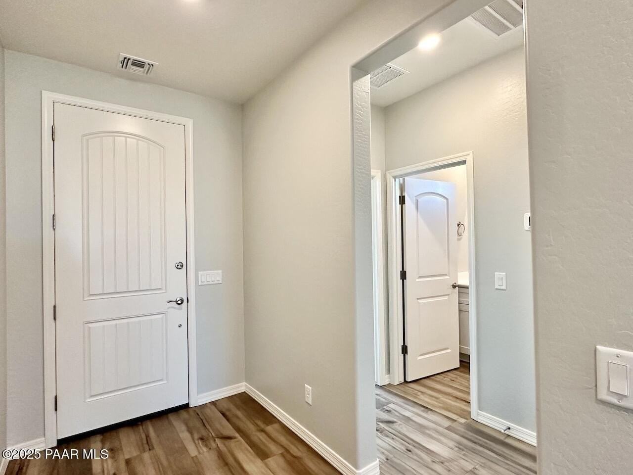 7701 Fieldstone Drive - Photo 6 of 43