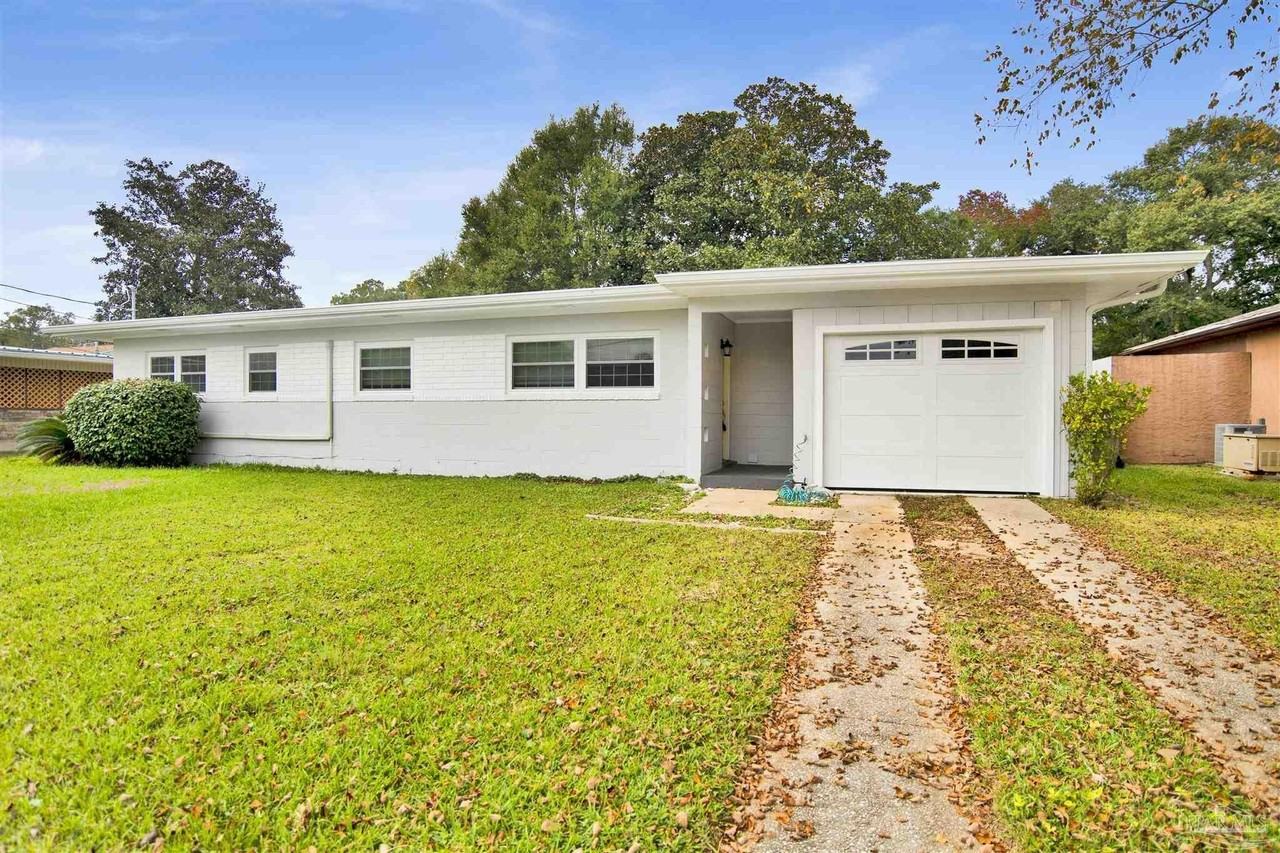 51 Adkinson Dr - Photo 3 of 26