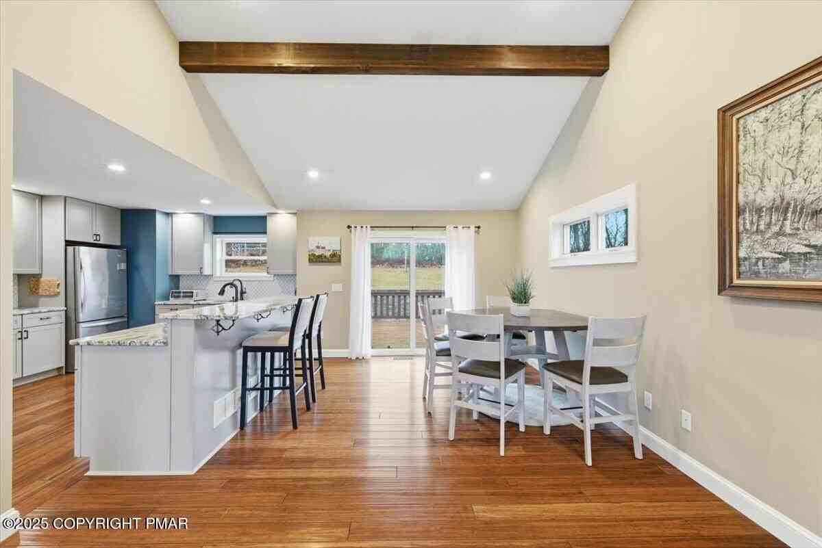 126 Snyder Ln - Photo 5 of 22