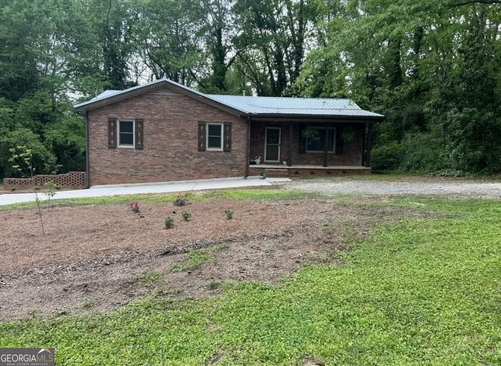 19 Oak Hill Dr - Photo 4 of 50