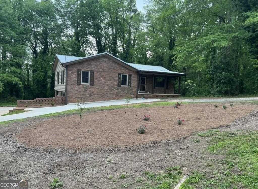 19 Oak Hill Dr - Photo 6 of 50