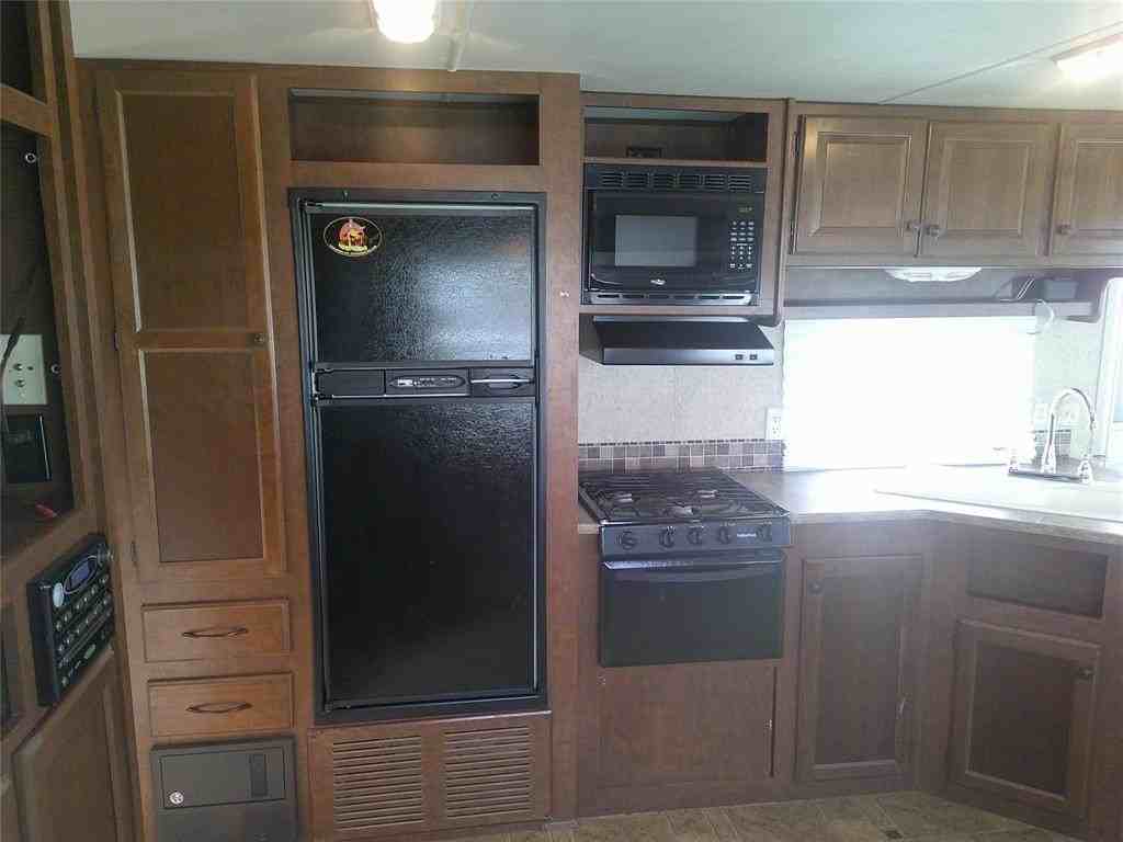 19115 Ne Miami Ct - Photo 5 of 10