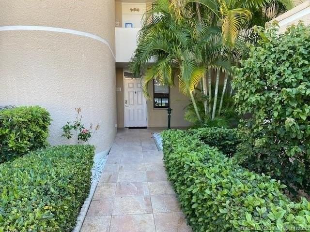 3432 Ne Causeway Blvd Apt 102 #102 - Photo 2 of 21