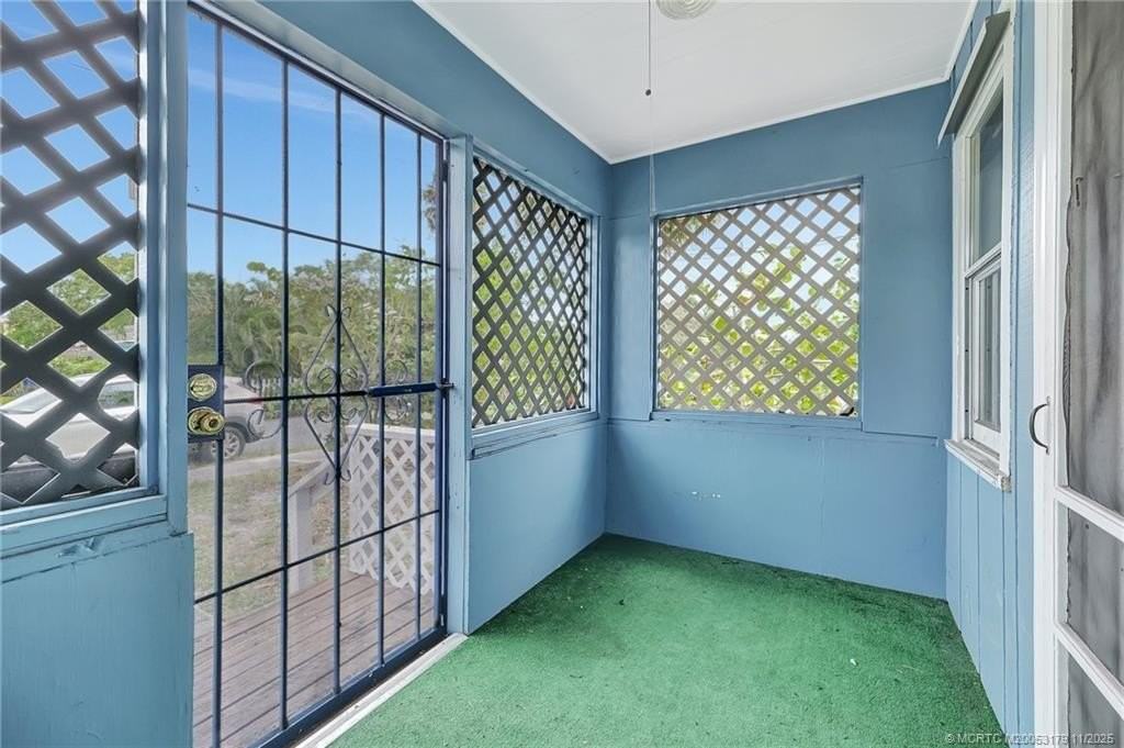 922 Southeast Bayou Avenue #A - Photo 7 of 17