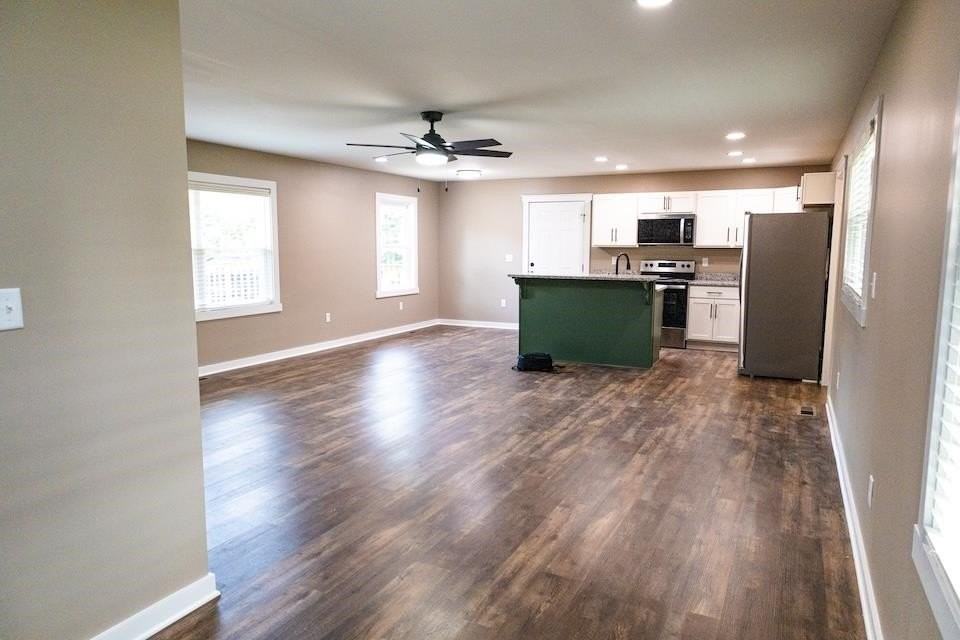 516 Claremoor Avenue - Photo 6 of 38