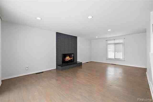 30012 Briarton St - Photo 7 of 35