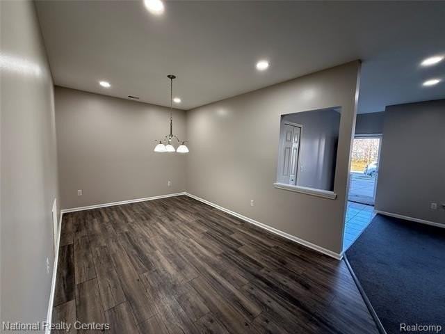 5686 Acorn Ln - Photo 6 of 21