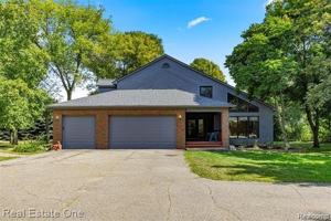 featured image of 18990 Beck Road