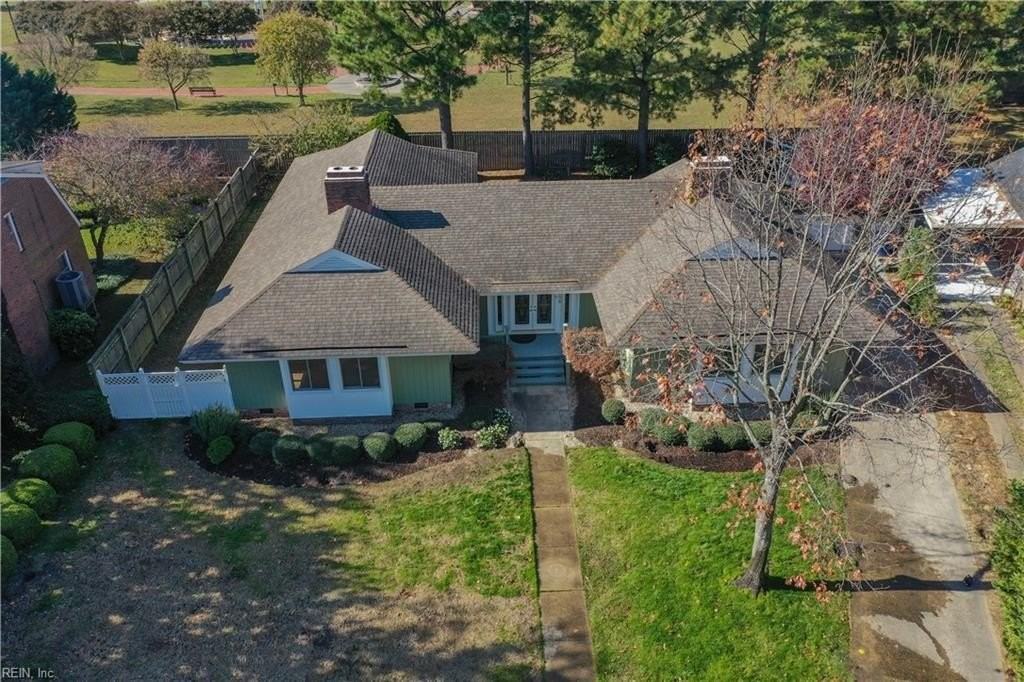 208 Washington Street - Photo 2 of 42