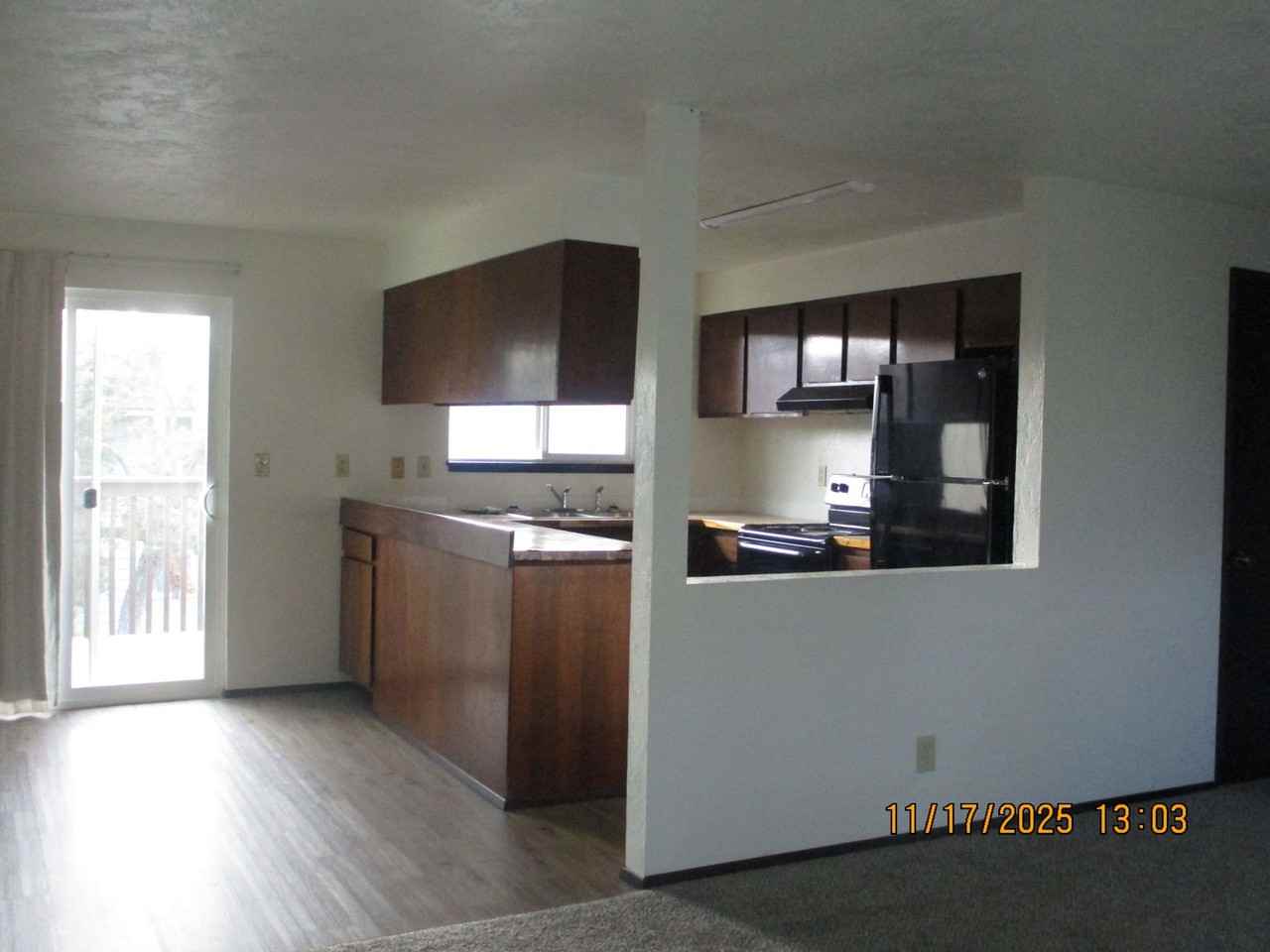 1128 Ruby Ct - Photo 5 of 12