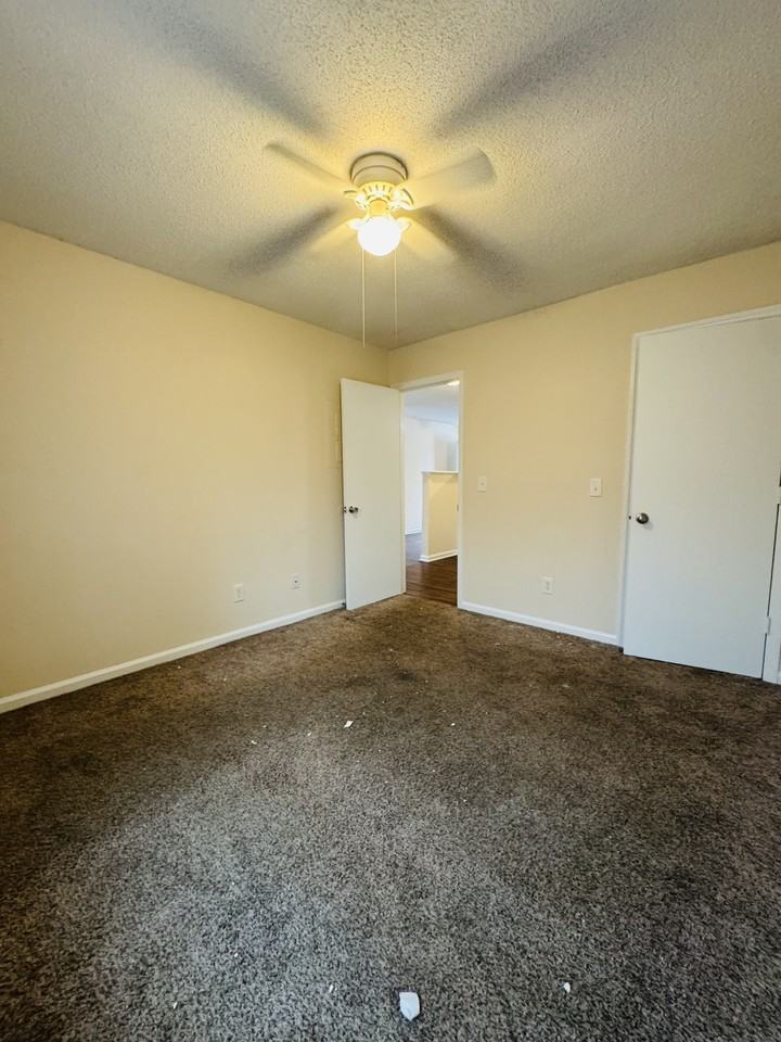 3027 Adams Boulevard - Photo 2 of 10