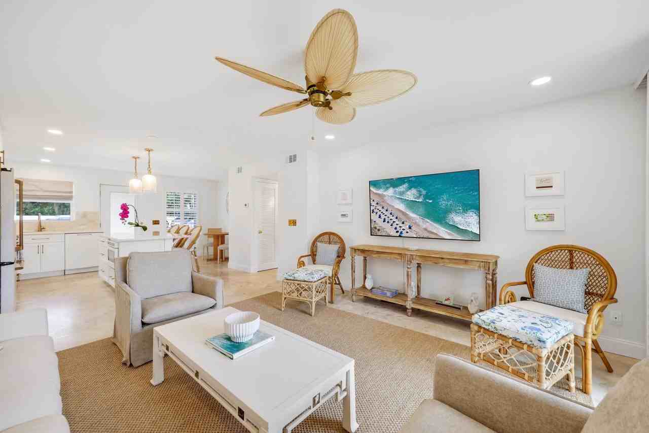 139 Sunrise Avenue #1040 - Photo 5 of 43