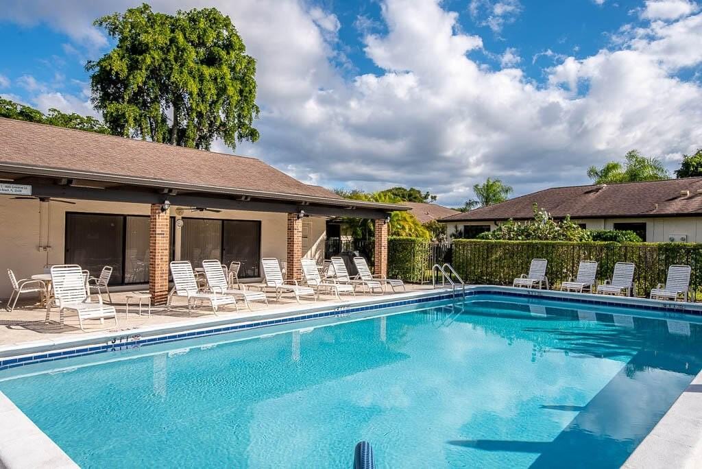 4760 Greentree Way #A - Photo 2 of 30