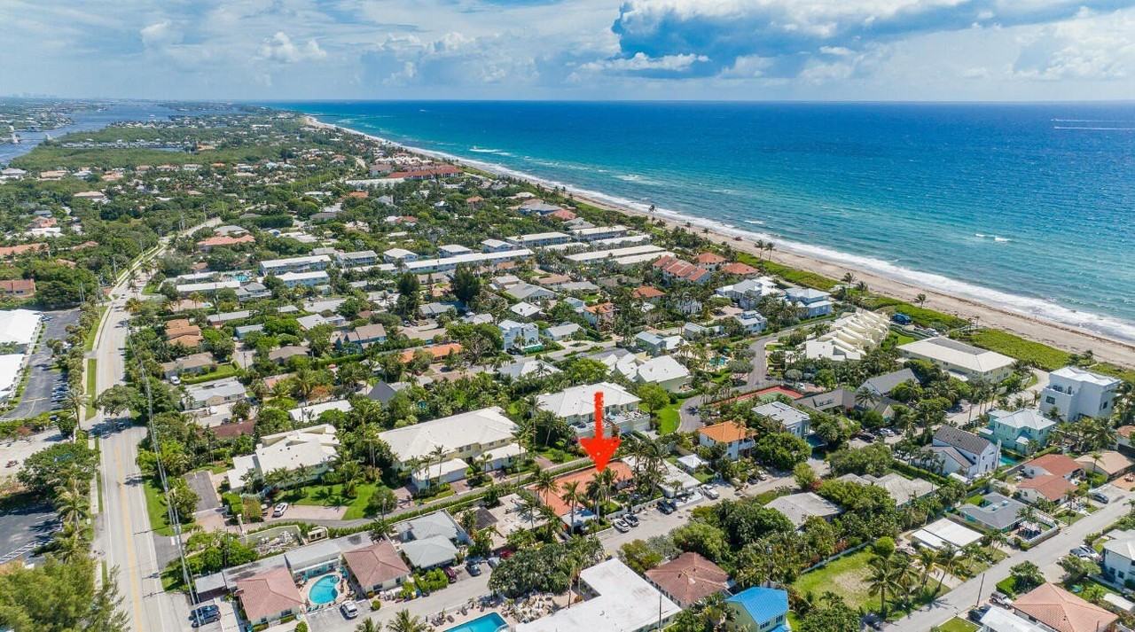 11 Tropical Drive #4 - Photo 4 of 7