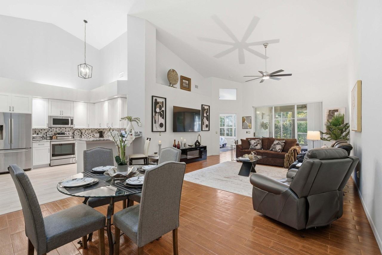 1632 Sw Harbour Isles Cir #88 - Photo 6 of 36