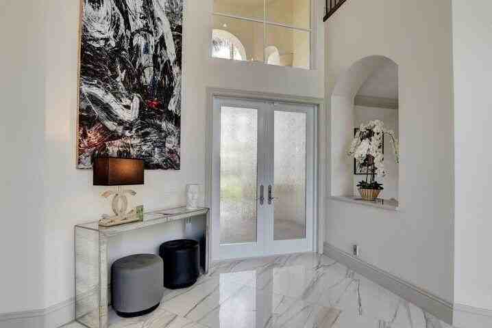 6735 Royal Orchid Cir - Photo 5 of 34