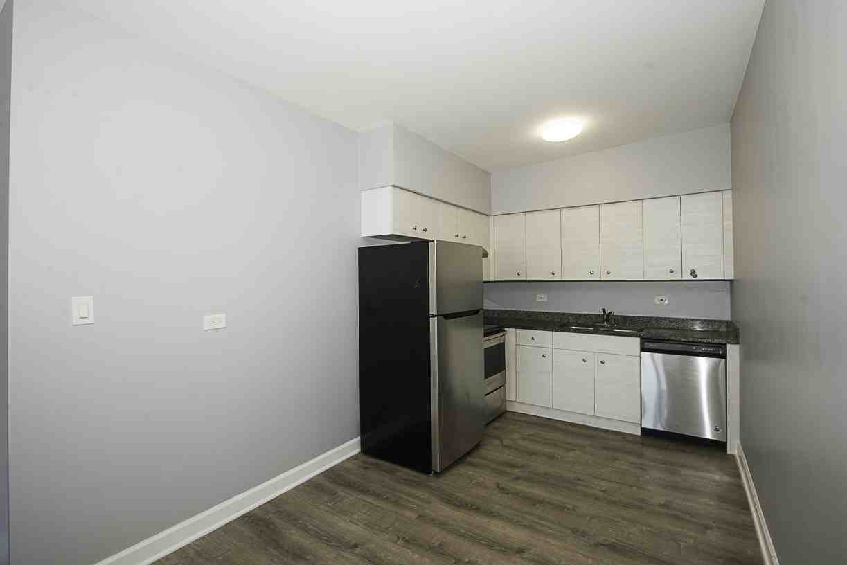 1117 East Roosevelt - Photo 7 of 50