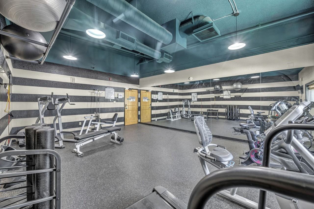 Truckee River Terrace - Photo 3 of 14