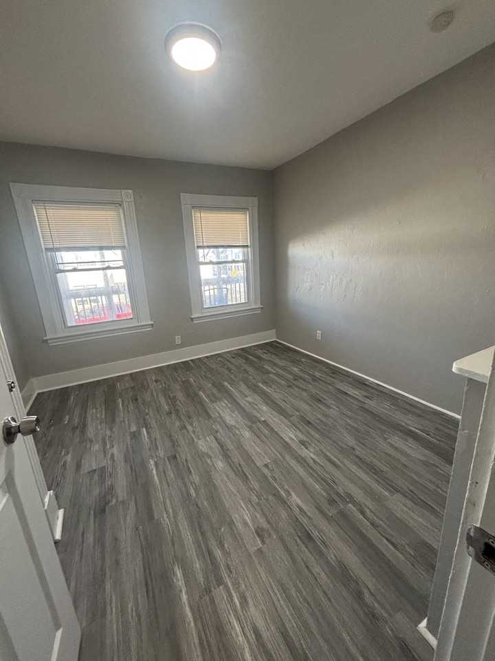 809 Nantasket Avenue, Hull - Photo 6 of 12