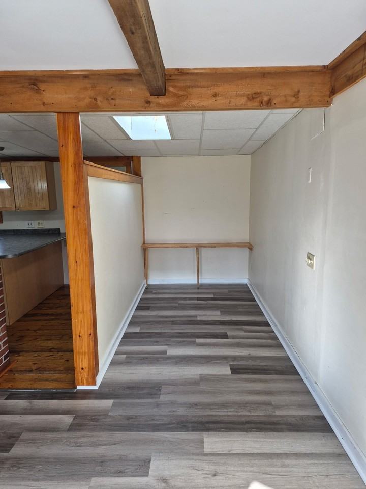 Ellsworth Suites - Photo 7 of 9