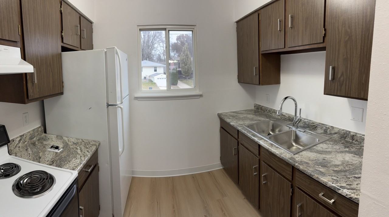 Amber Terrace Apts, Waterloo Rd - Photo 4 of 11