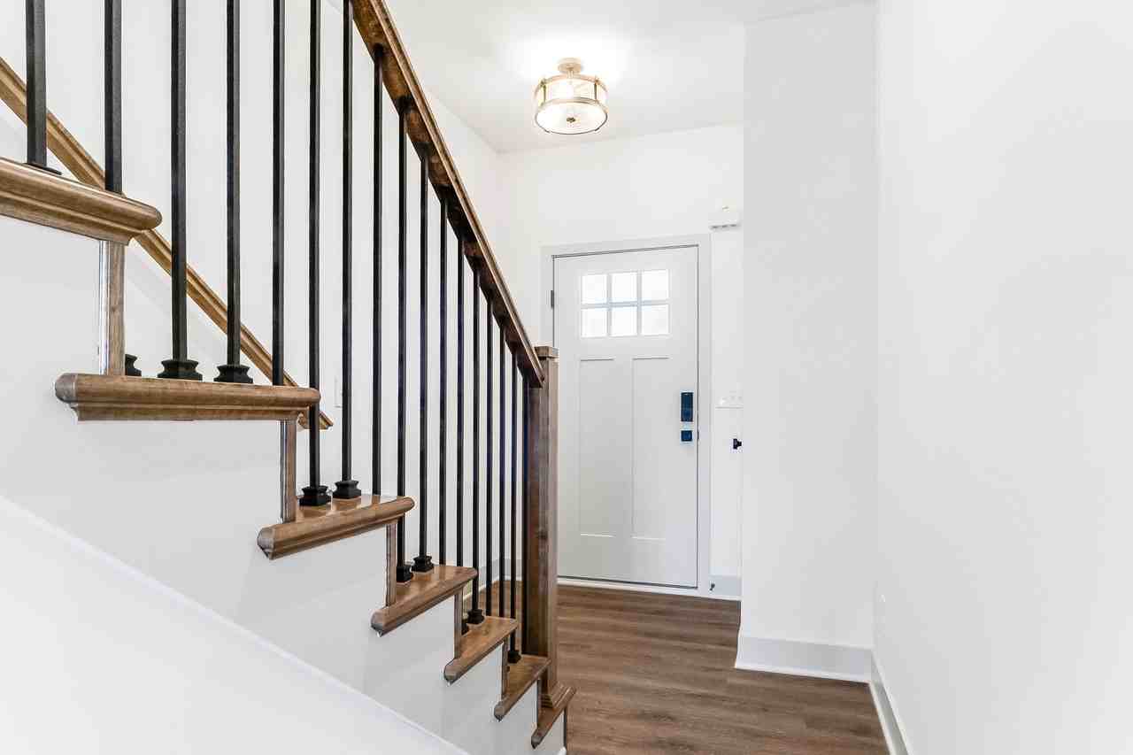 Eagle Creek Townhomes - Photo 5 of 50