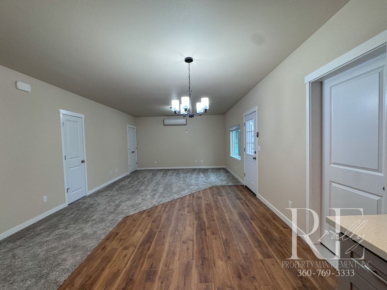 2304 Southeast Lund Avenue - Photo 3 of 15