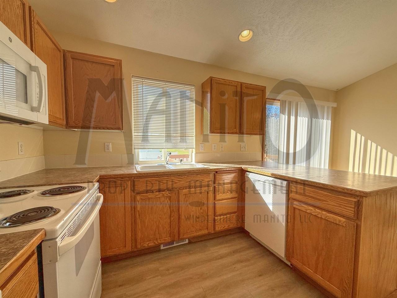 15921 North Franklin Street - Photo 7 of 20