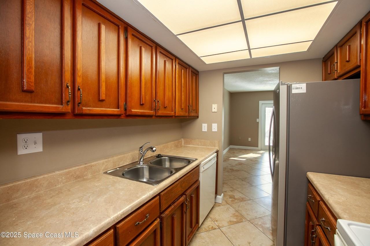 4030 Mount Vernon Avenue - Photo 4 of 16