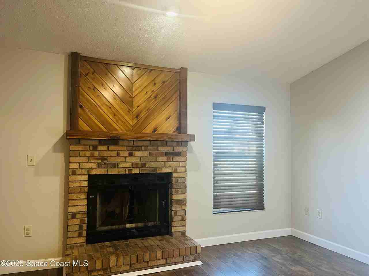 4719 Chicago Street - Photo 5 of 18