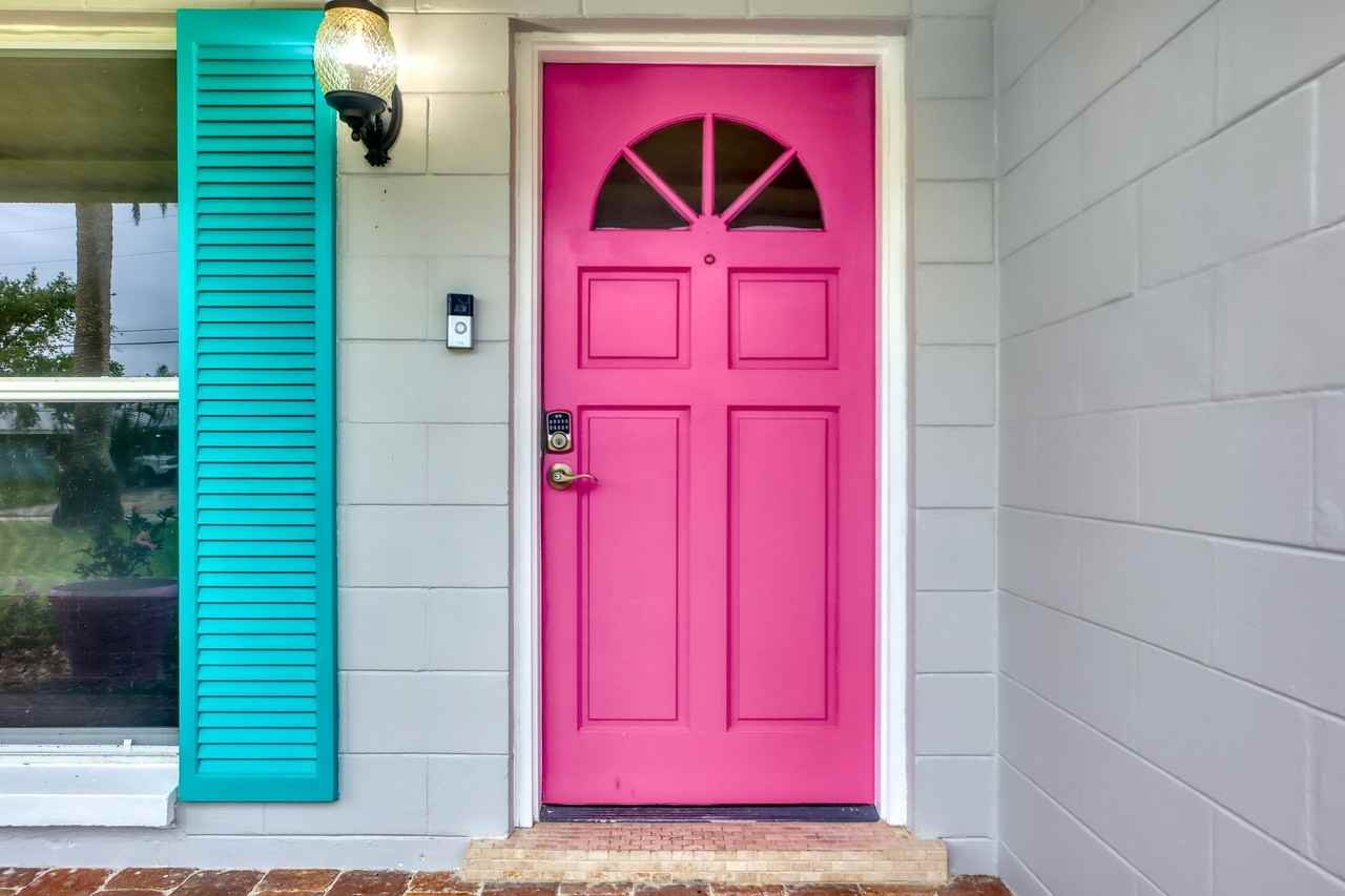 1054 Bali Road - Photo 5 of 42