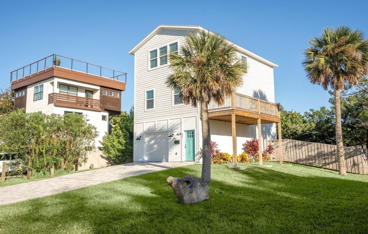 524 Arricola Avenue - Photo 2 of 44