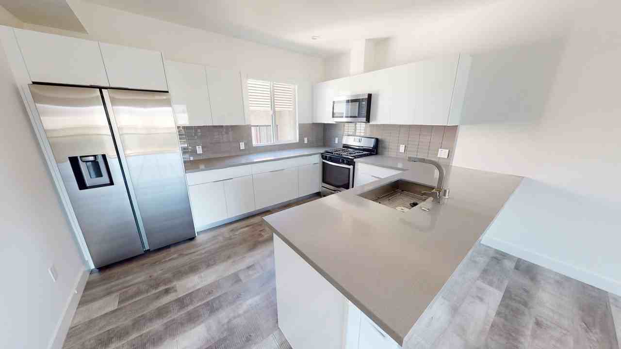 12905 Landale Street - Photo 6 of 30