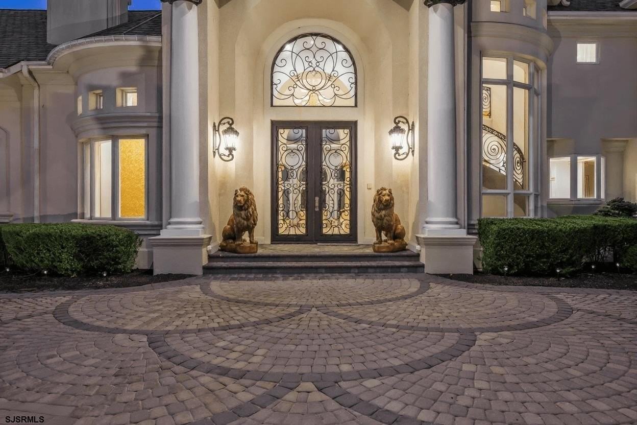 609 Park Pl - Photo 3 of 28