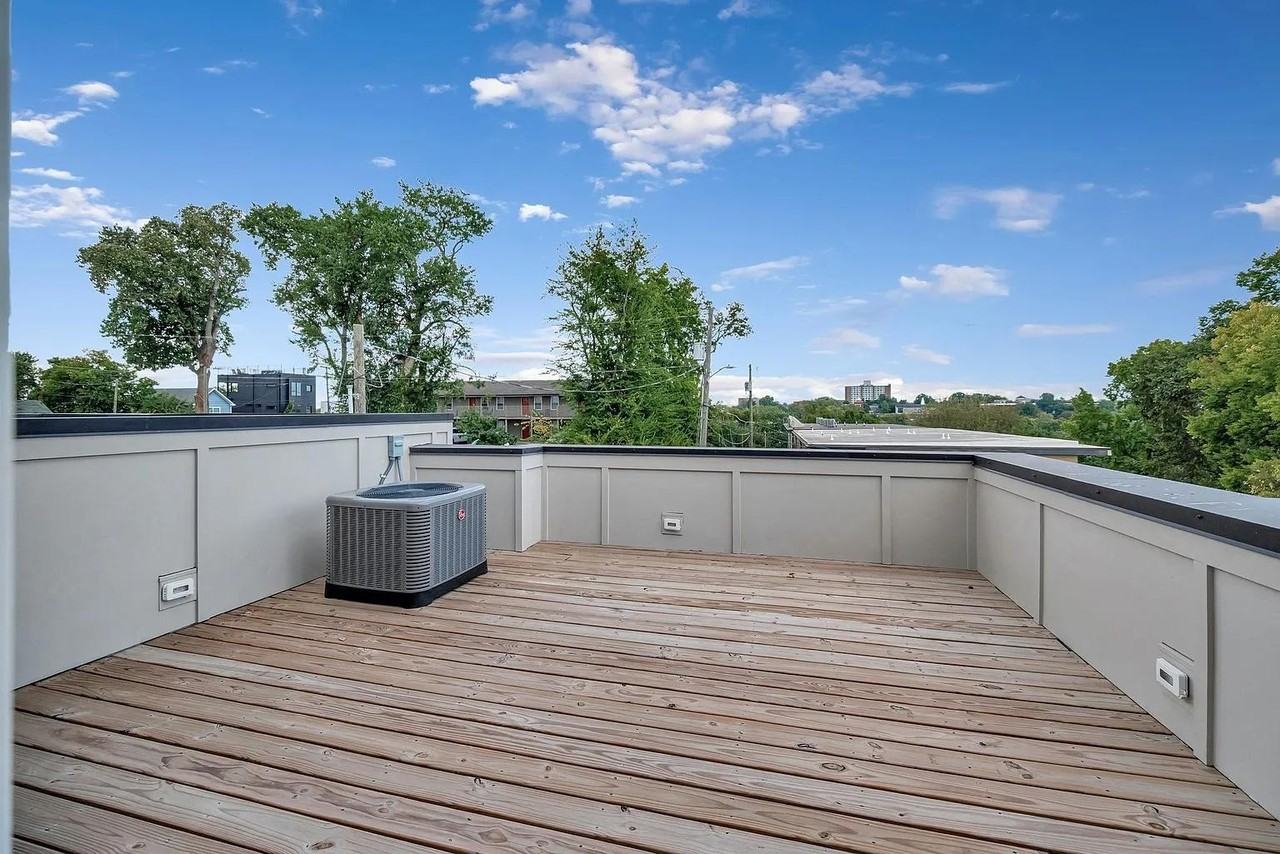 1263 John Street - Photo 7 of 11