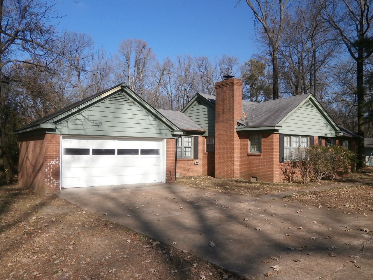 3944 Mallard Point Dr - Photo 2 of 7