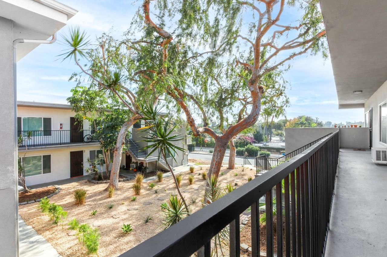 1655-1701 West Malvern Avenue - Photo 6 of 16