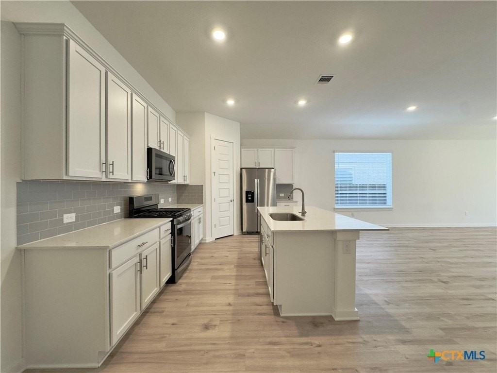 2109 Gabriels Horn Rd - Photo 5 of 36