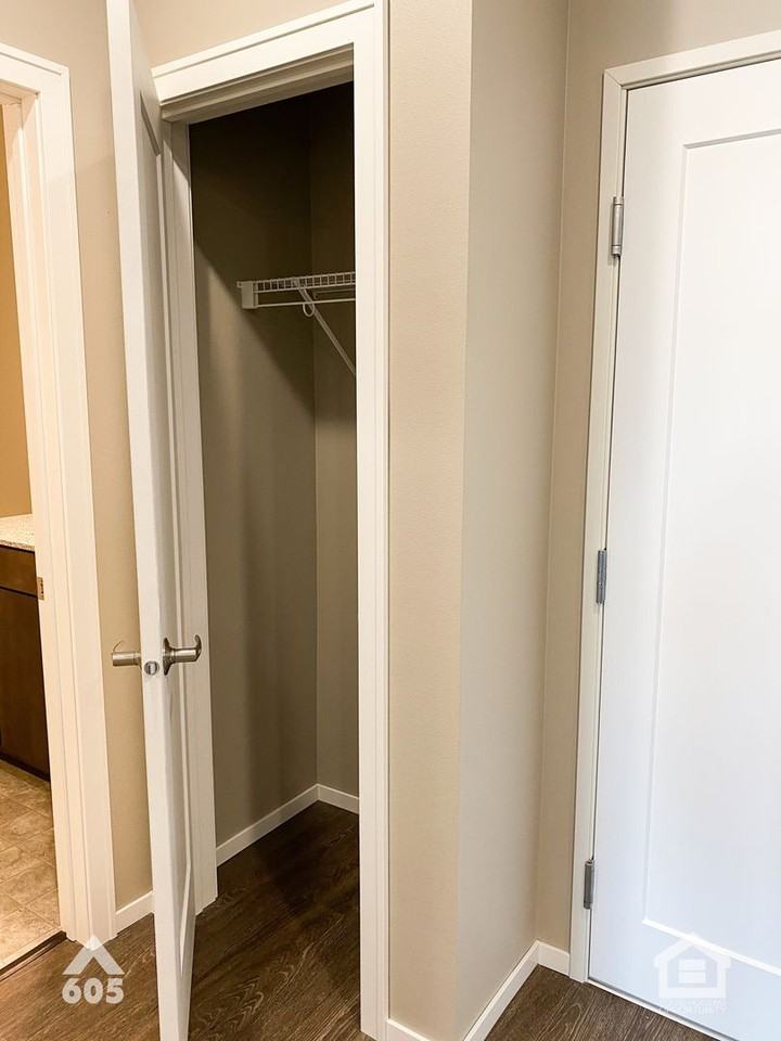 University Hills Village - Photo 5 of 38