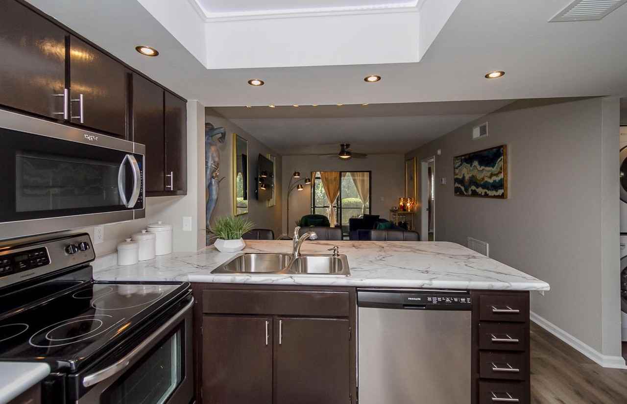 1002 Windsong - Photo 2 of 10